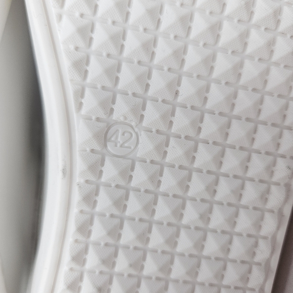 See By Chloe Womens White Leather Sneakers Size 42=12 Lace Up Casual Comfort - Picture 12 of 15